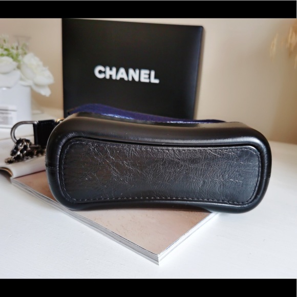 Chanel Tweed Calfskin Small Gabrielle - Picture 4 of 13